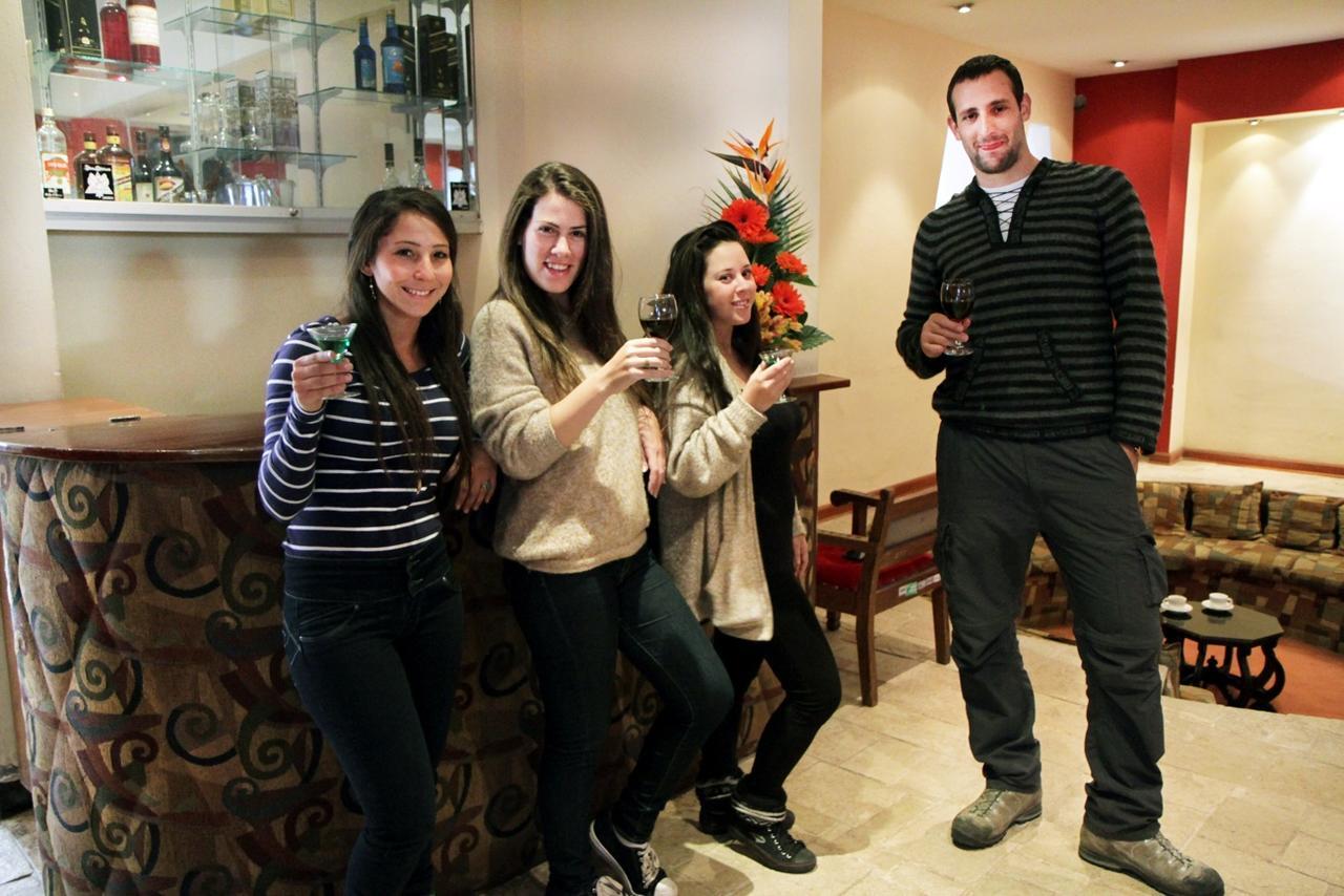 Tambo Hotel Cusco Bagian luar foto